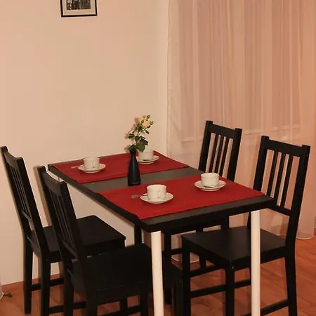 Dezzaray1 Appartement Ventspils Buitenkant foto