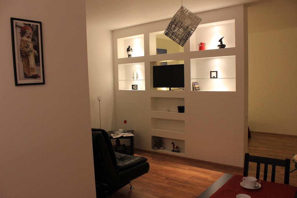 Dezzaray1 * Ventspils